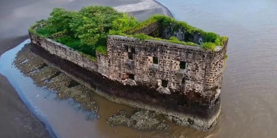 KELVA Fort Trek